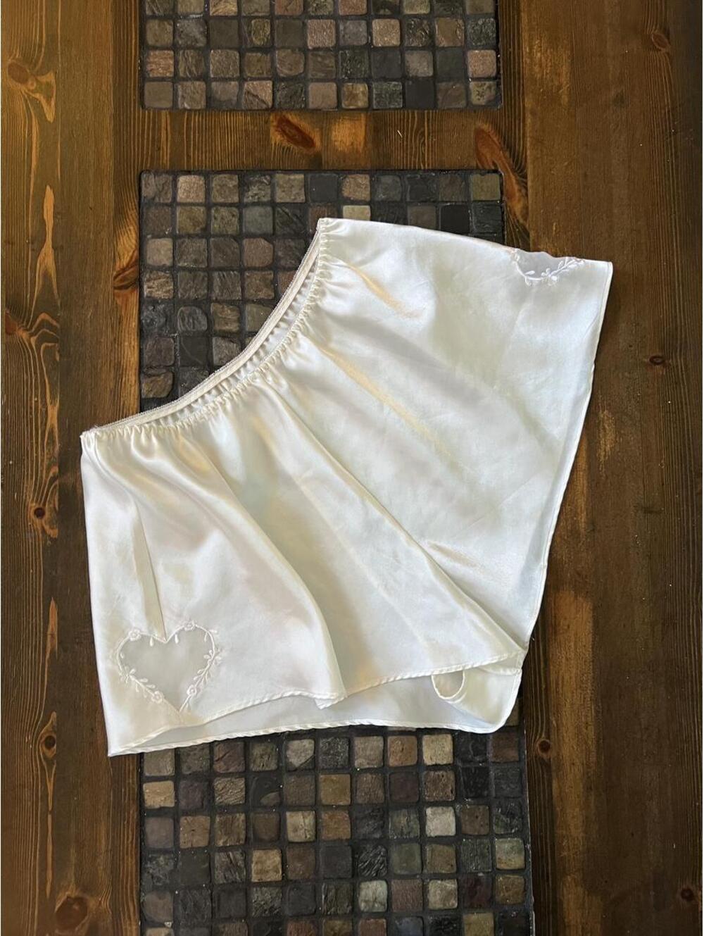 Vintage Y2K Erika Taylor Heart Coquette Balletcore Pajama Shorts Size Small 🤍